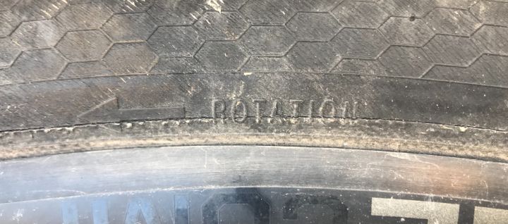 which tire rolling direction