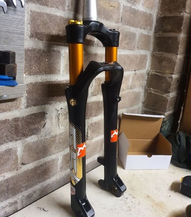 z1 bomber bike forks