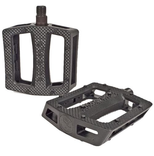 best plastic pedals with metal pins